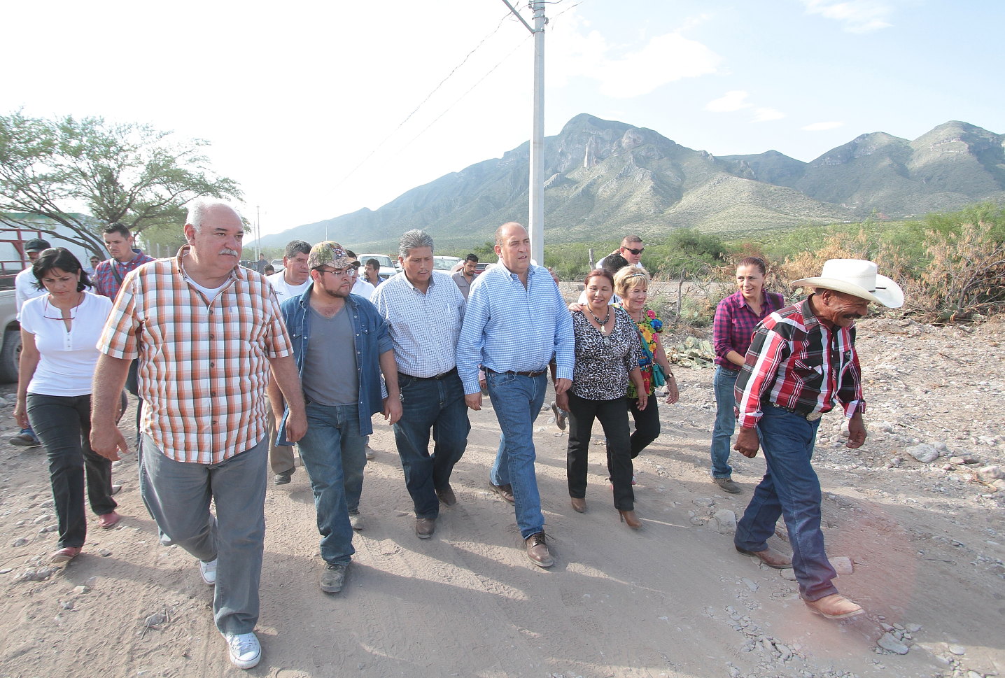 Gobierno de Rubén Moreira, comprometido con los que menos tienen