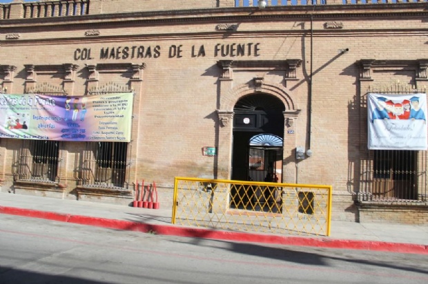 “Bola de burros” insulta maestro a sus alumnos