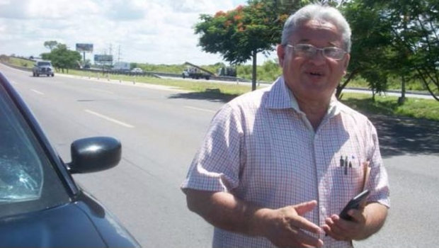 Alcalde intenta sobornar a policía con 50 pesos