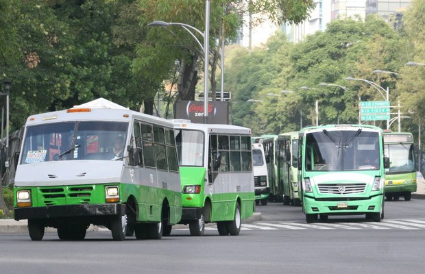 “No habrá más micros en el Centro”: Mancera