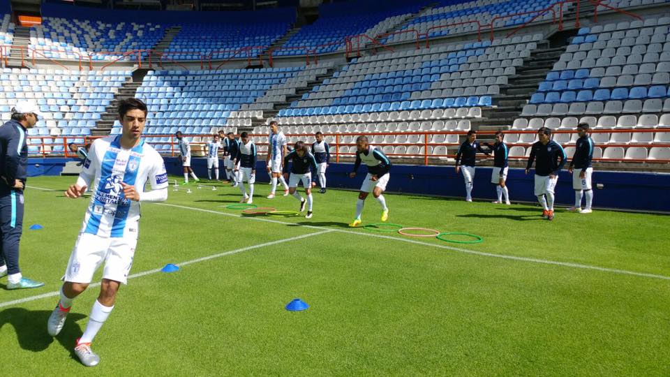 Pachuca inicia defensa del título ante su “hermano” León