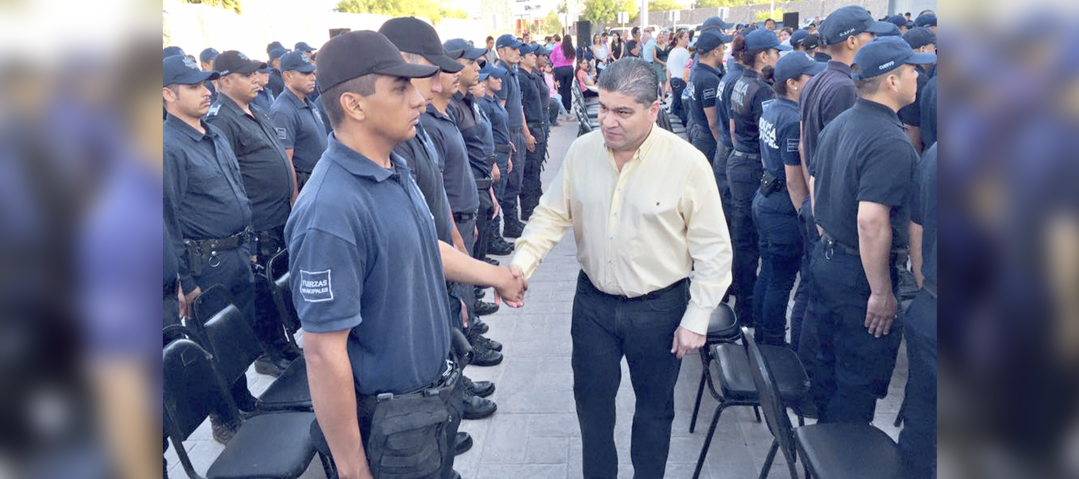 Suma Riquelme a 42 nuevos <br>policías a Seguridad Pública