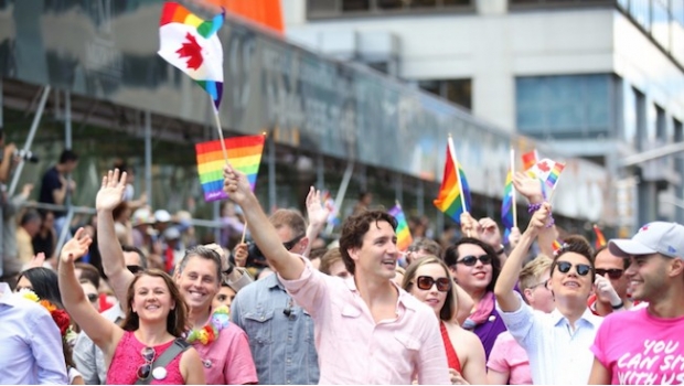 Encabeza Primer Ministro de Canadá marcha gay en Toronto