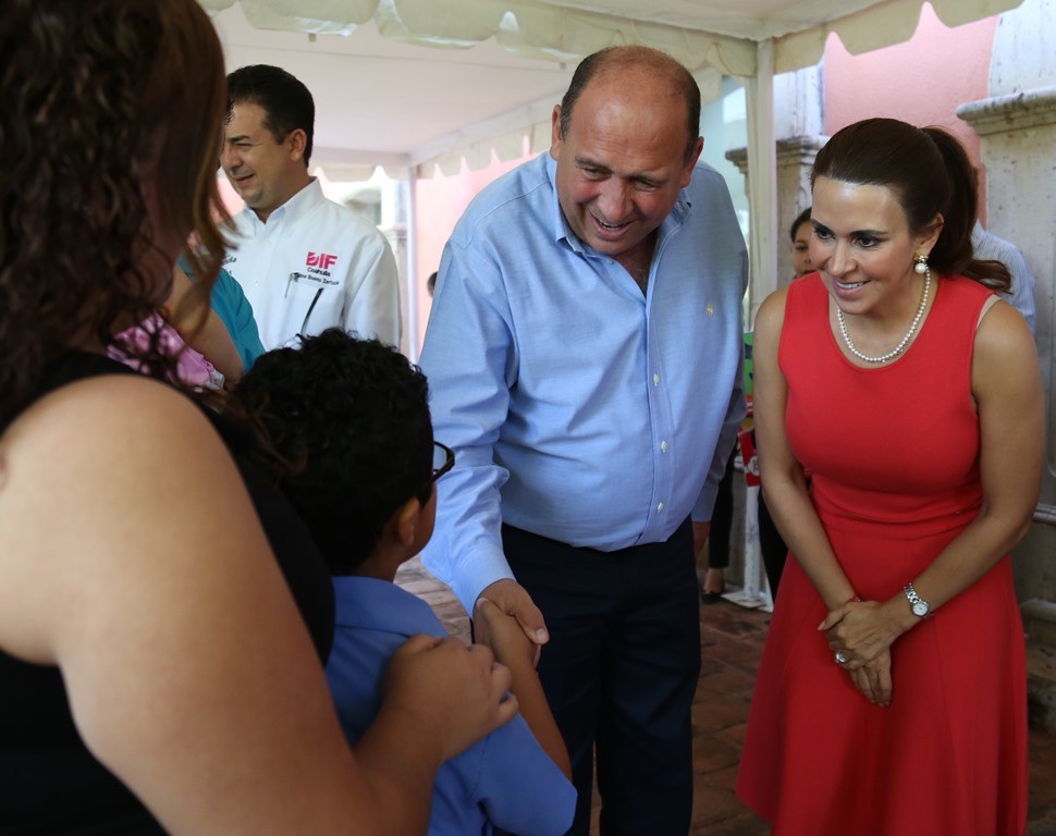 Tienen ocho niños nuevas familias