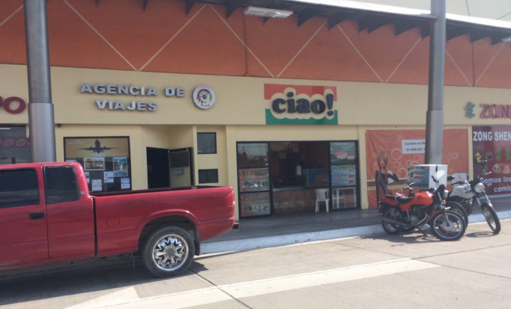 Tras muerte de niño, reabren pizzería en Guanajuato