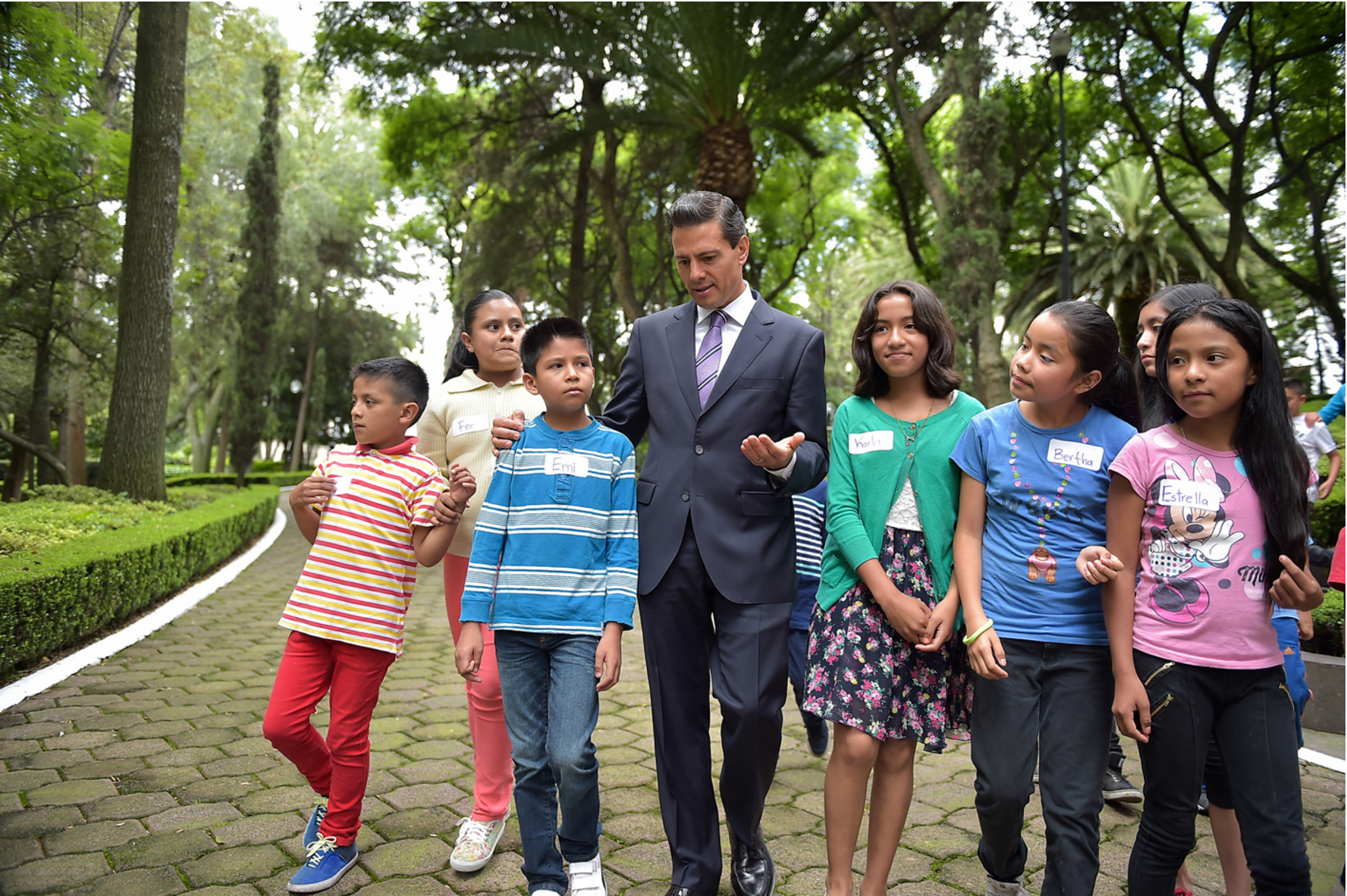 El Estado, obligado a cuidar de niños y jóvenes: Peña Nieto