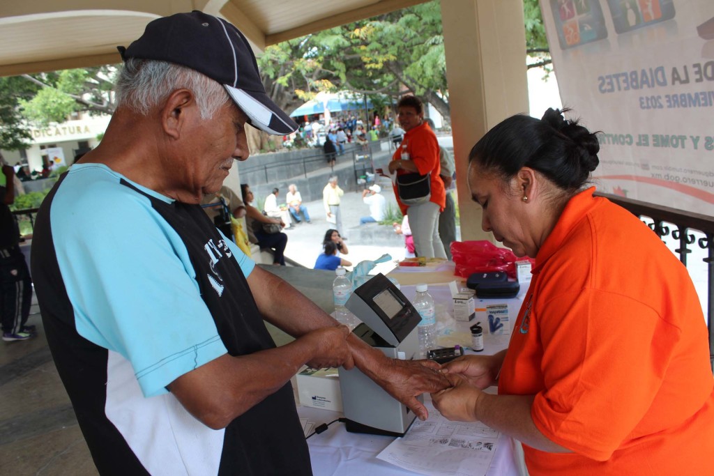 Narro Robles destaca avances en atención médica