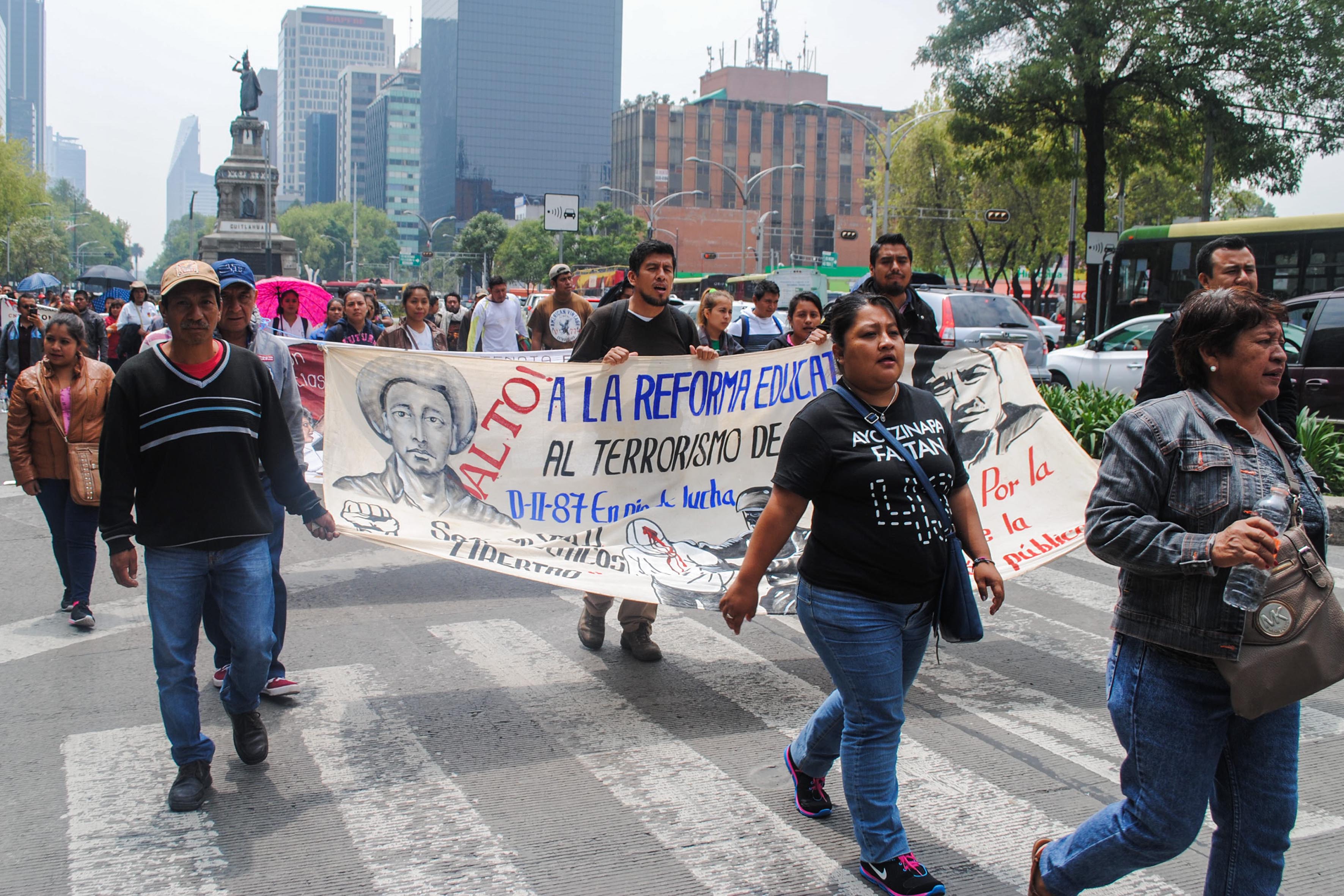 CNTE acuerda paro indefinido y movilización el 1 de septiembre