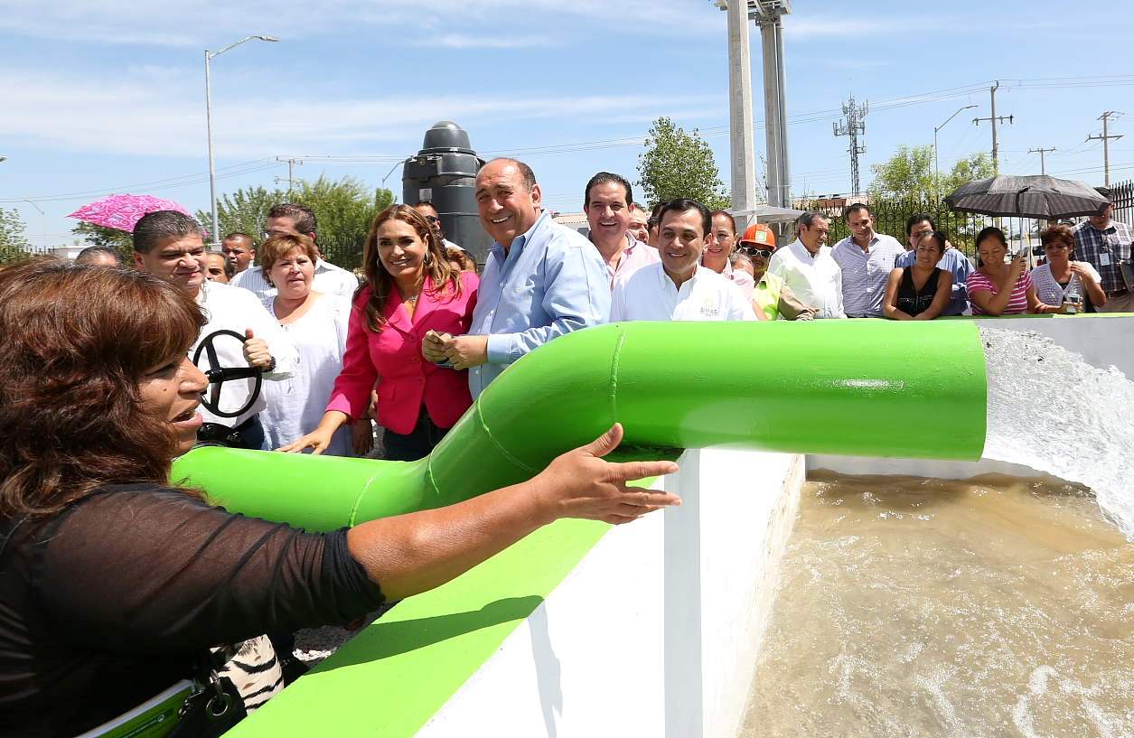 Seguimos trabajando para solucionar <br>el problema del agua en Torreón: Rubén