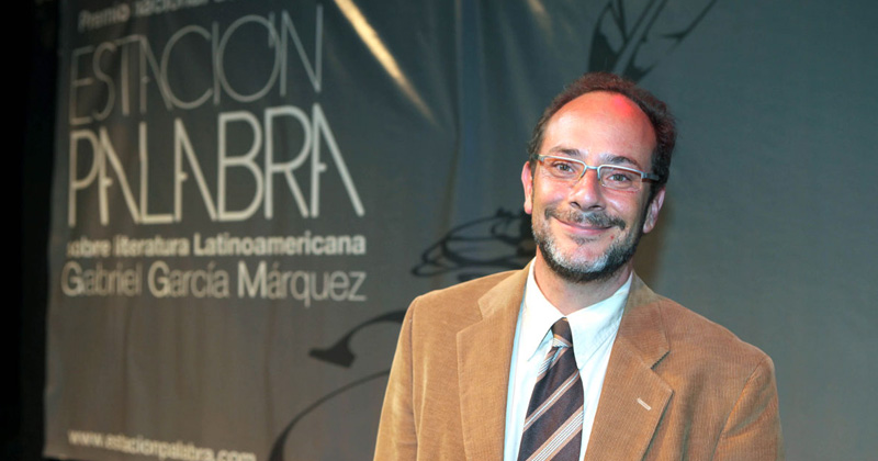 Muere el escritor Ignacio Padilla en accidente automovilístico