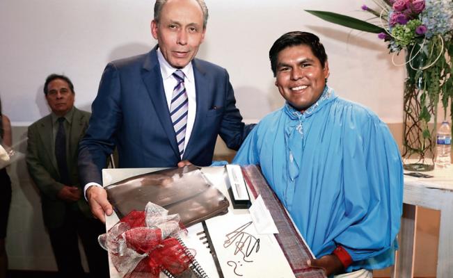 ISSSTE reconoce a pueblos indígenas