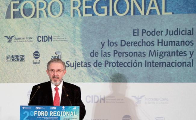 Hay que derribar prejuicios contra migrantes: SCJN