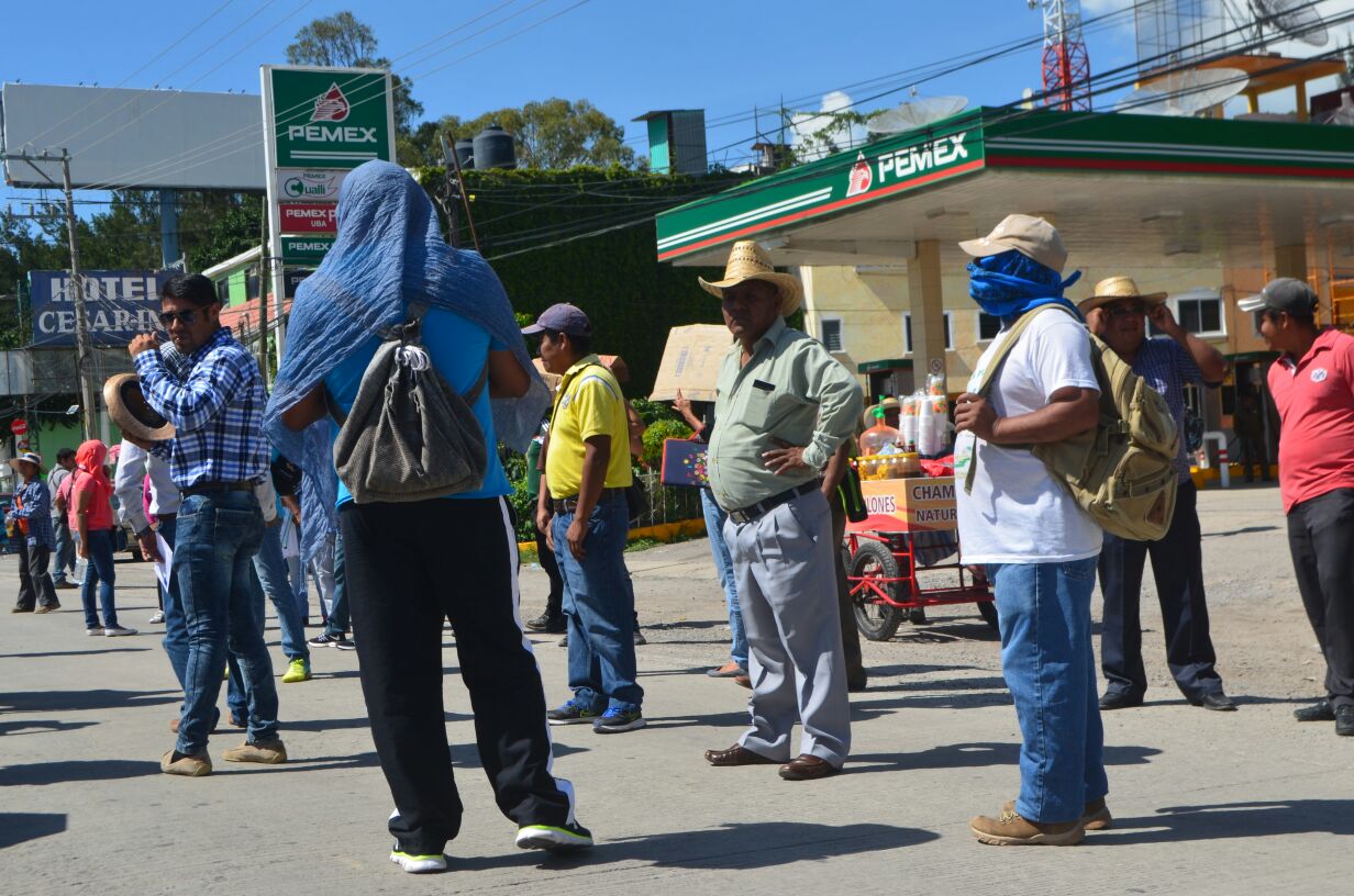 Cierra CETEG dos gasolineras en la Cuernavaca-Acapulco