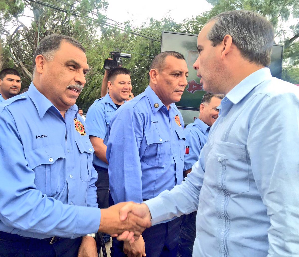 Alcalde de Piedras Negras reconoce a los bomberos en su día