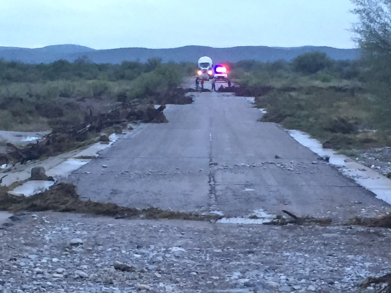 Destrozan lluvias carretera Múzquiz-Boquillas