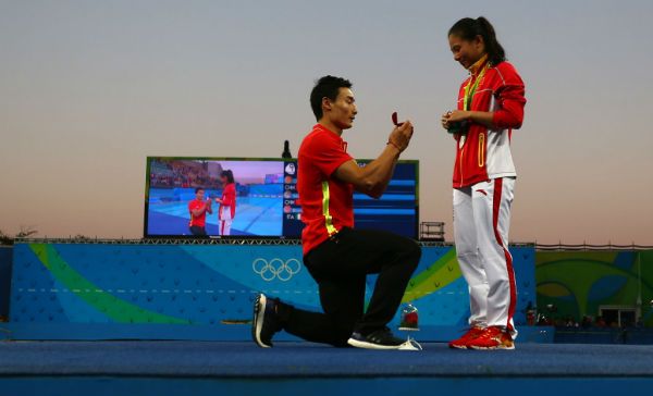 Atleta china recibe propuesta de matrimonio tras ganar medalla de plata