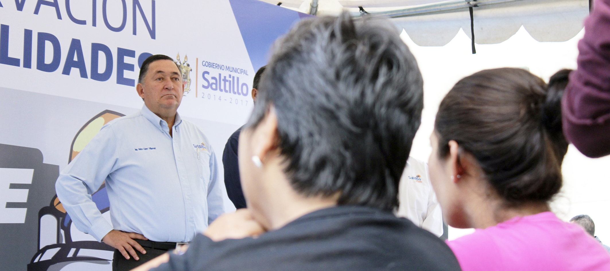 Desairan colonos a Isidro <br>en arranque de “La Imparable”