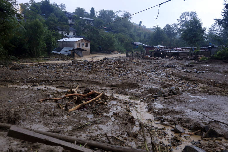 Suman 45 muertos en Veracruz y Puebla por paso de ‘Earl’