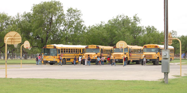 Alumnos de Piedras Negras no podrán asistir a escuelas de Eagle Pass, Texas