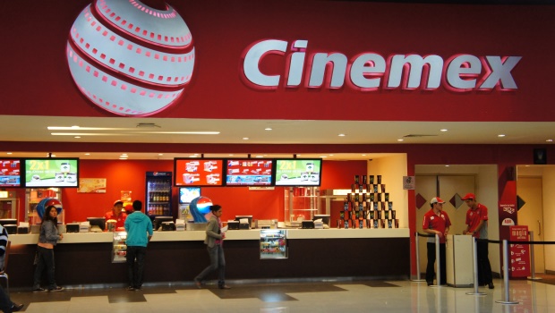 Analiza Cinemex opciones legales contra Universal Pictures