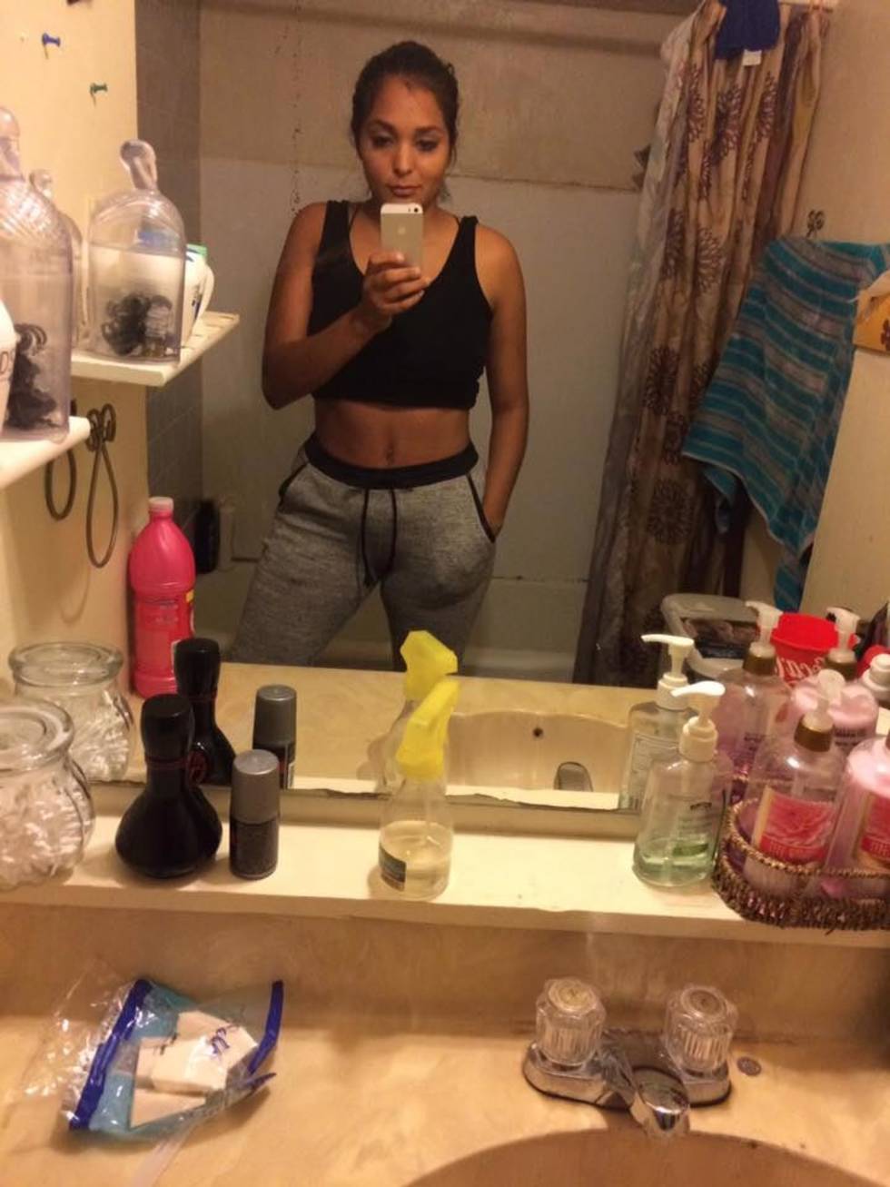 Presume sus nuevos encantos ‘La Polisex’ y enciende las redes sociales