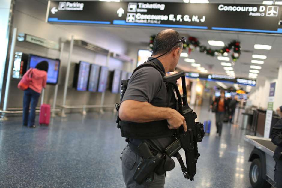 Dos muertos deja tiroteo en Aeropuerto de Miami