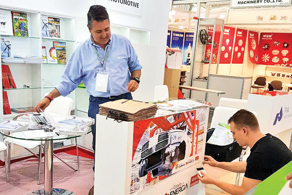 Coahuila presente en expo Automechanika