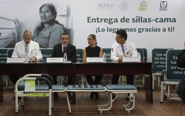 IMSS entrega 5 mil 352 sillas-cama