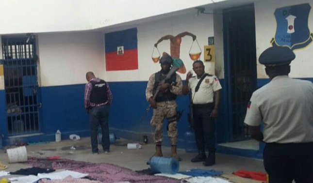 Se fugan 172 presos tras motín en cárcel de Haití