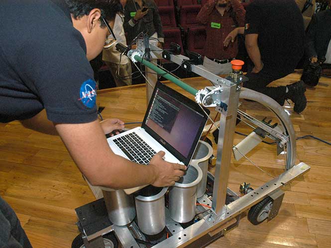 Mexicanos ganan premio de la NASA