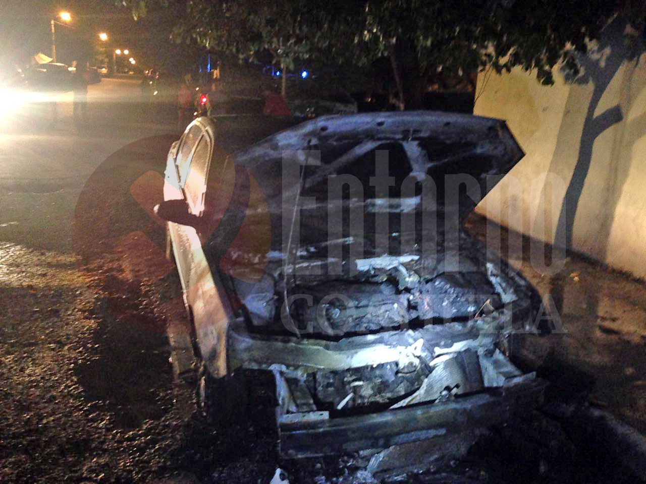 Se incendia auto en Piedras Negras