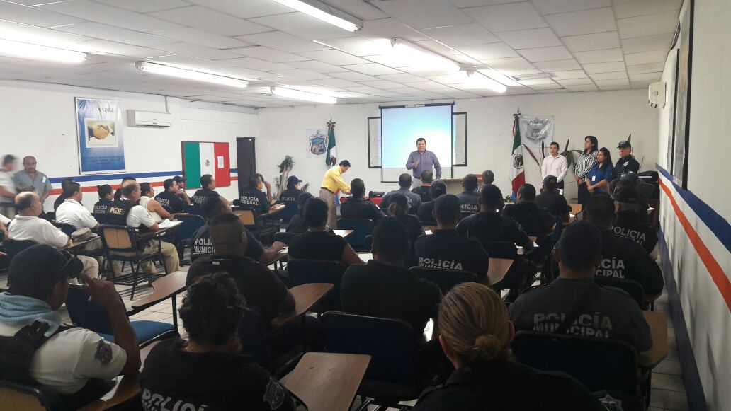 Imparte PGJE curso a policías municipales