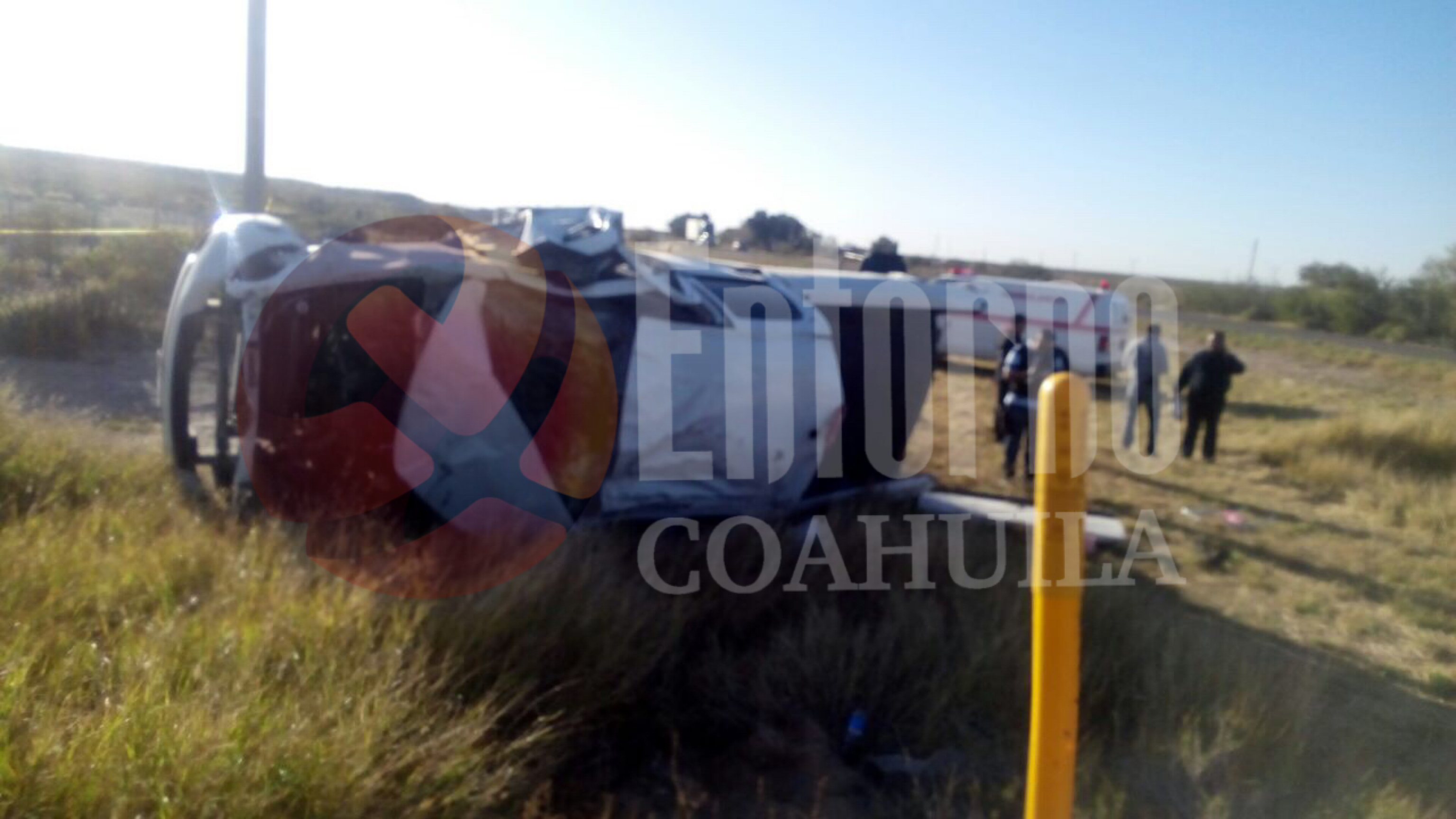 Vuelcan en la Saltillo-Torreon; <br>muere menor de 5 años