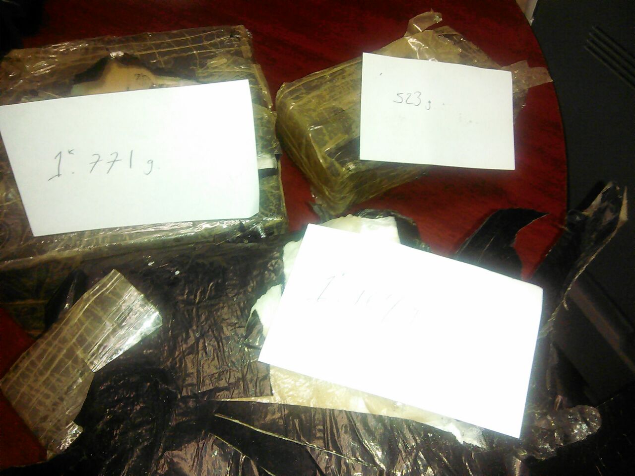 Asegura Fuerza Coahuila “cristal” en batería de vehículo