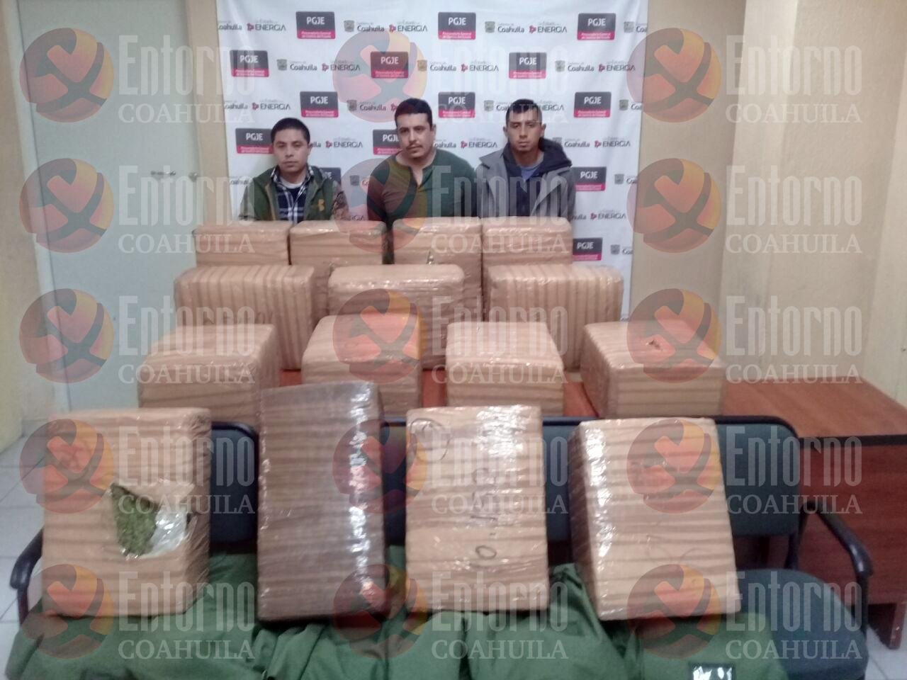 Detienen a tres con 153 kilos <br>de droga en Piedras Negras