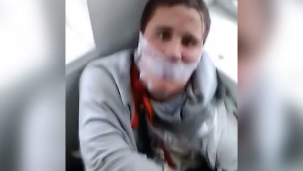 VIDEO: Torturan a joven con discapacidad por “apoyar” a Trump