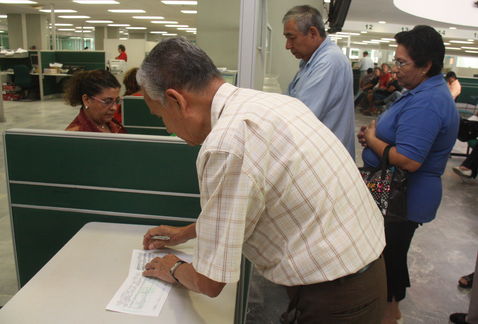 Pensionados ya no tendrán que presentar prueba de vida en IMSS