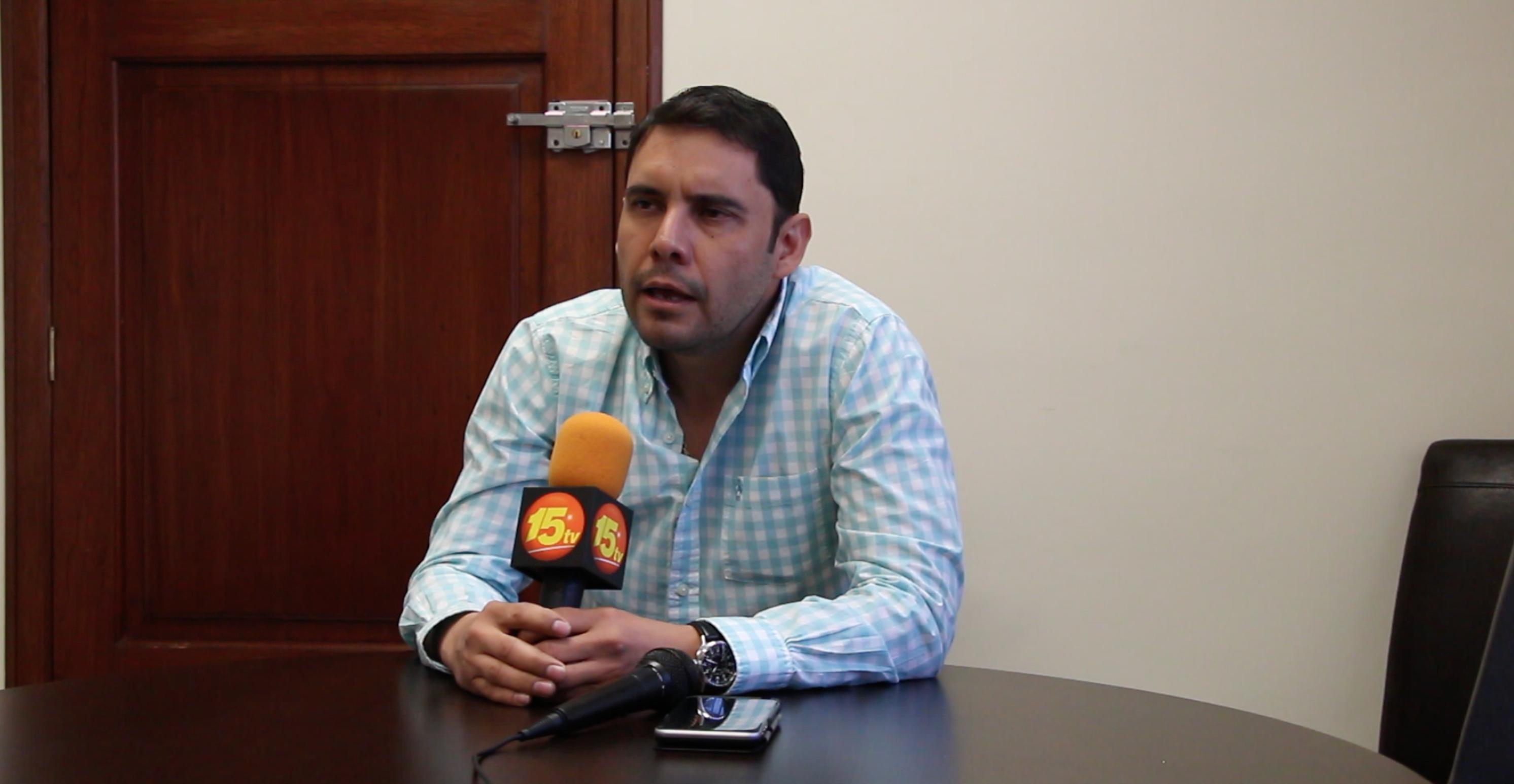 Podría Lenin Flores alcanzar <br>prisión por empresas fantasma