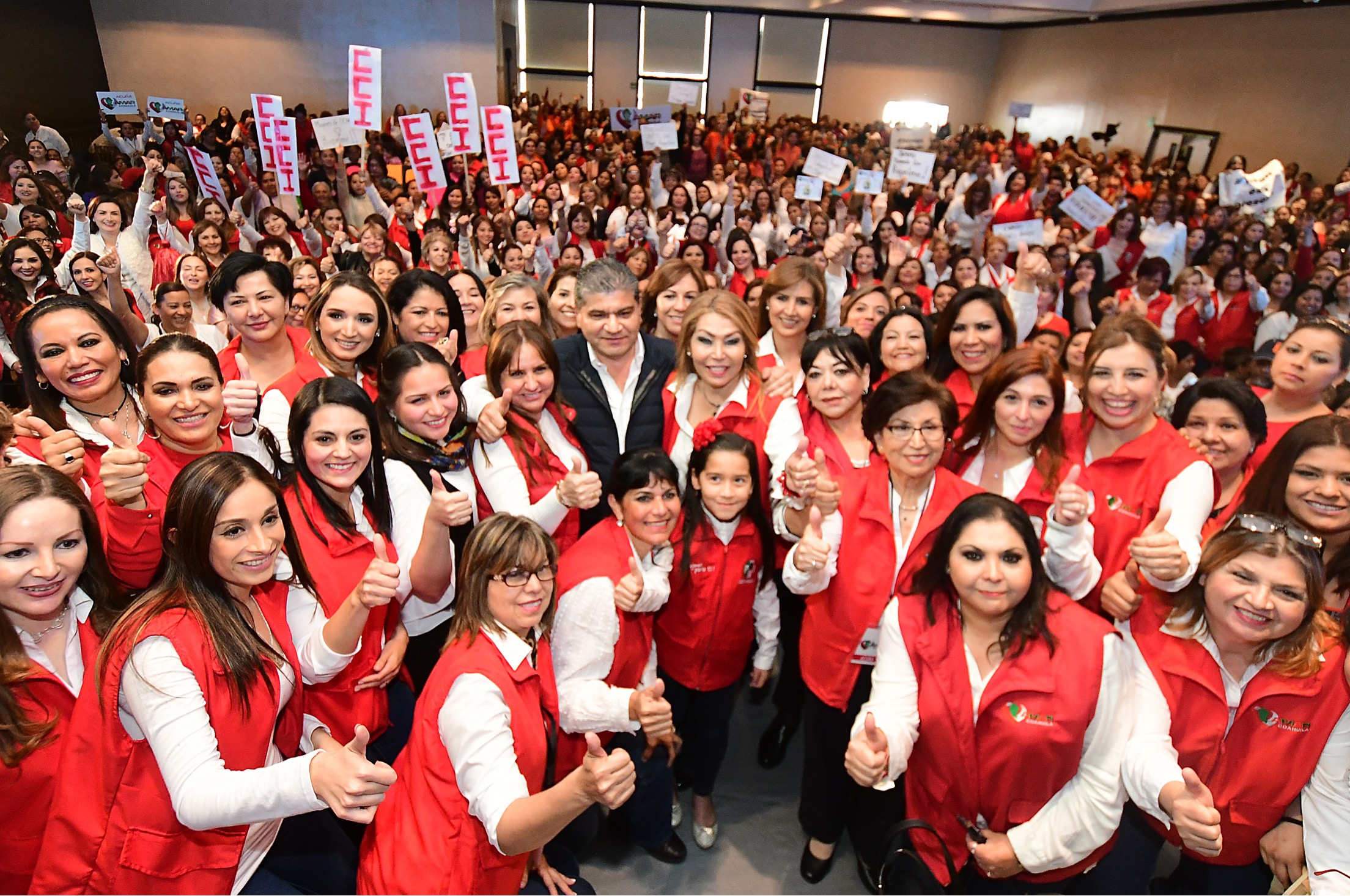 Voy a trabajar para hacer de <br>Coahuila el mejor: Riquelme