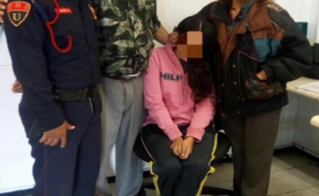 Policías evitan suicidio en estación del Metro