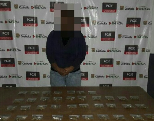 Elementos de la PGJE detienen a seis personas en posesión de marihuana