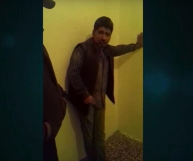 Alcalde ebrio golpea a mujer y a su hijo con discapacidad