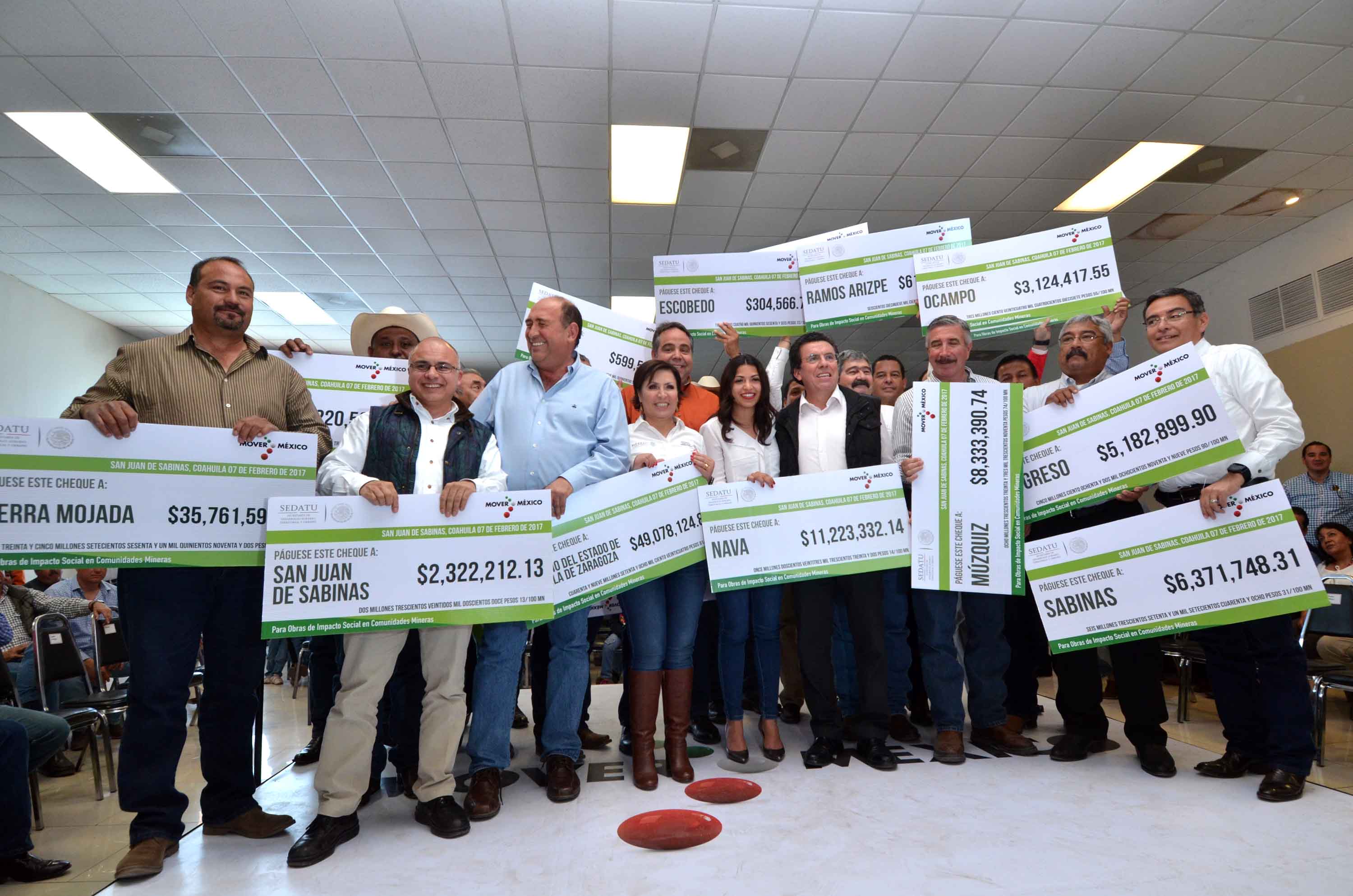 Entrega gobierno de EPN <br>recursos del Fondo Minero