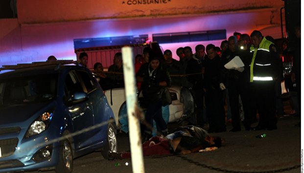 Matan a hombre en asalto y su papá toma venganza