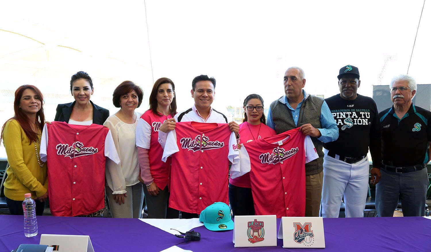 Presentan DIF y Saraperos clásico del norte a beneficio de “Mil Sueños”