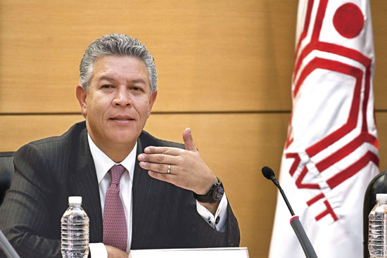 Infonavit va por 460 mil créditos