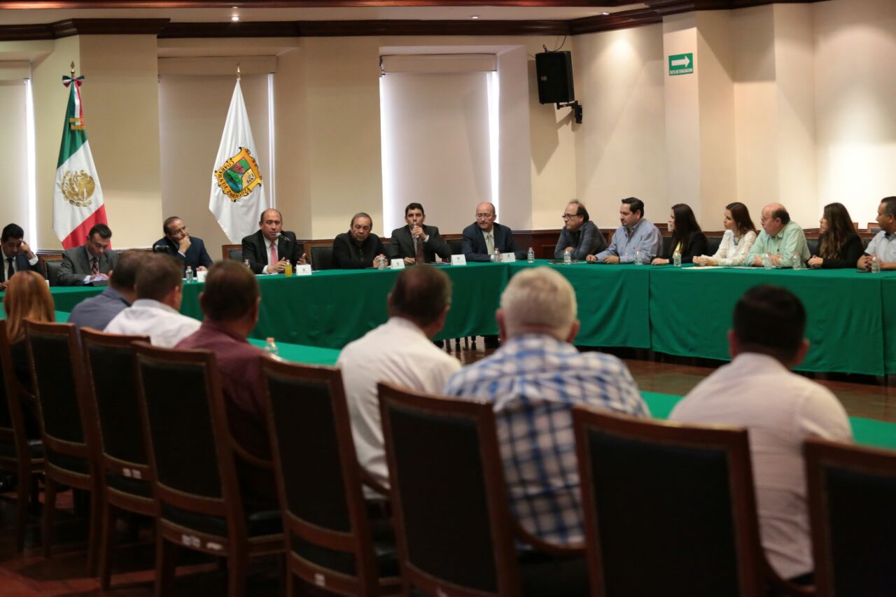 Asume Alfonso Navarrete compromisos para defender el carbón