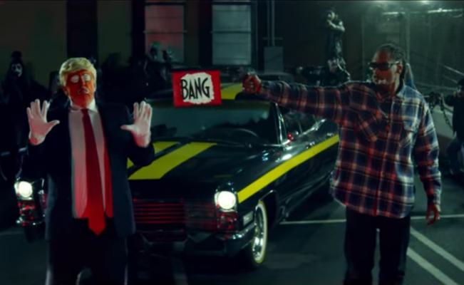 Critican a Snoop Dogg por video disparándole a Trump