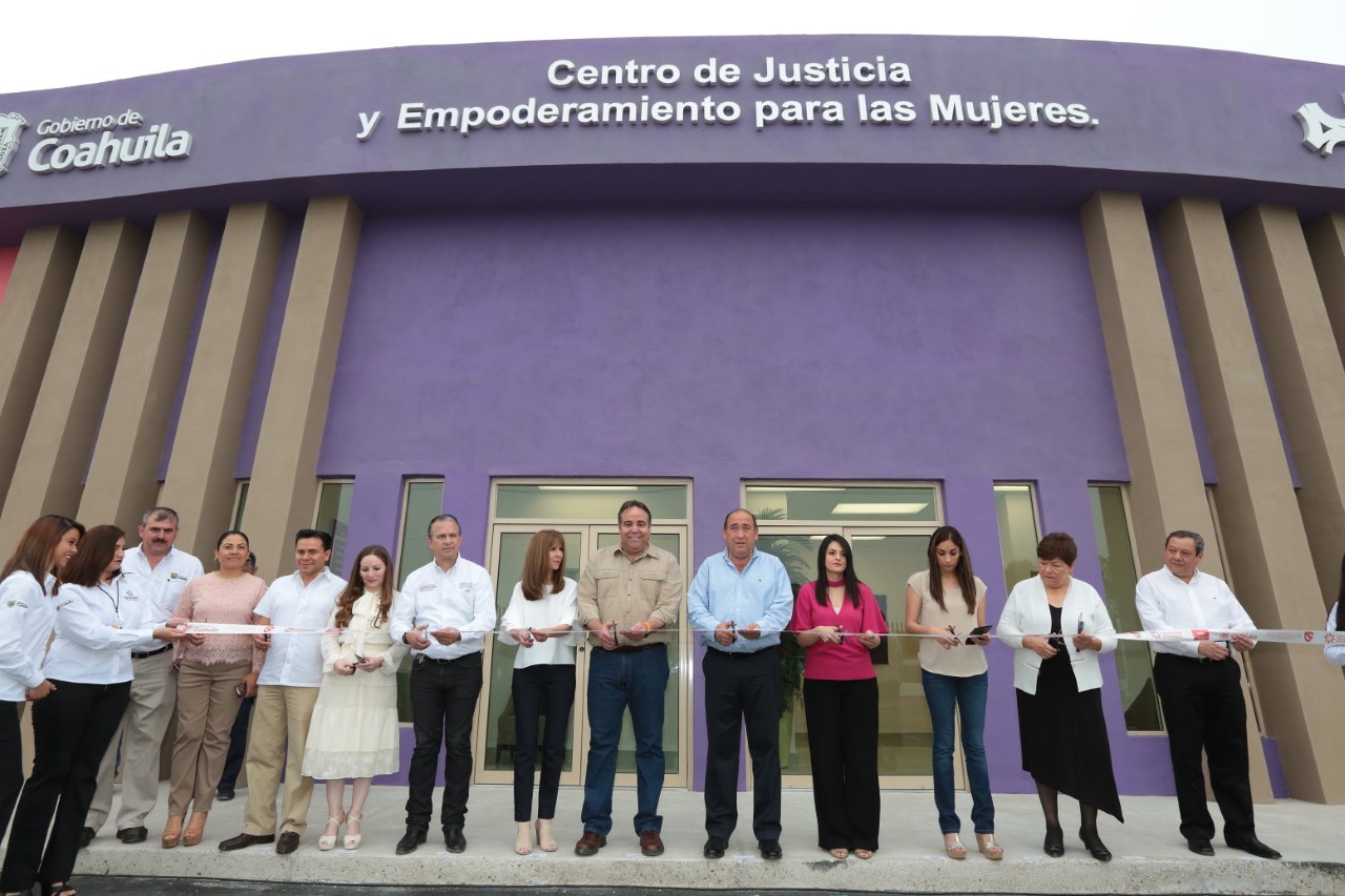 Son las mujeres sector prioritario en Coahuila