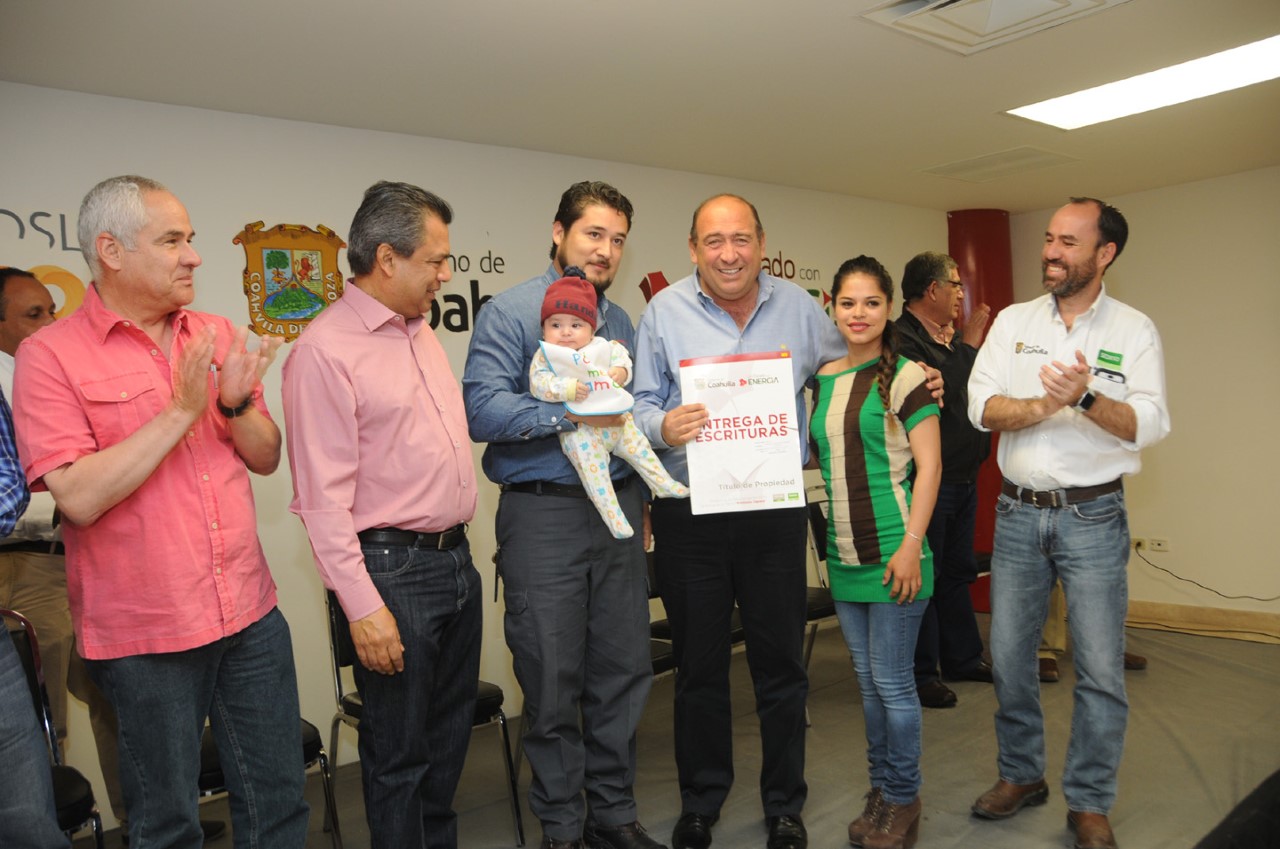 161 mil escrituras se han entregado durante la administración de RMV